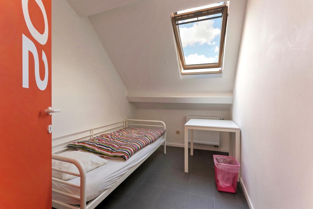 Brussels Hello Hostel Koekelberg Dış mekan fotoğraf