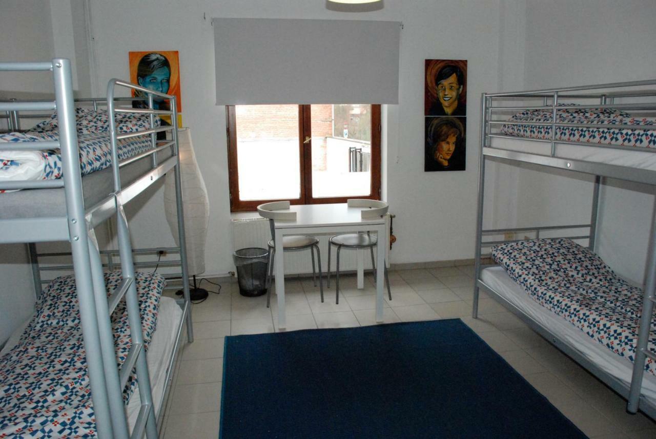 Brussels Hello Hostel Koekelberg Dış mekan fotoğraf