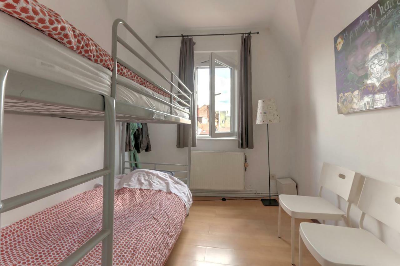 Brussels Hello Hostel Koekelberg Dış mekan fotoğraf